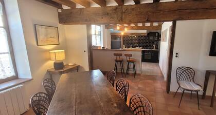 Solognese house for 7 people in the heart of the village of Cerdon (45)