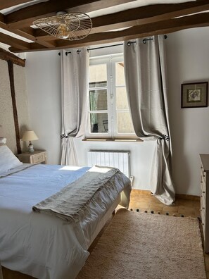 3 habitaciones, wifi y ropa de cama