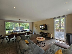 Smart-TV, Videospiele, DVD-Player, Videothek
