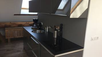 Apartment | Dapur peribadi | Kerusi tinggi