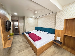 Free WiFi, bed sheets - Hotel Nenumal Ajmer Rajasthan (Ajmer)