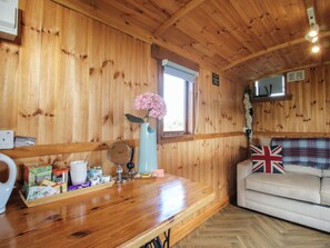 Living area - Sharon's Shepherd Hut (Oswestry)
