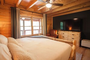 2 Schlafzimmer, Schreibtisch, Bügeleisen/Bügelbrett, kostenloses WLAN