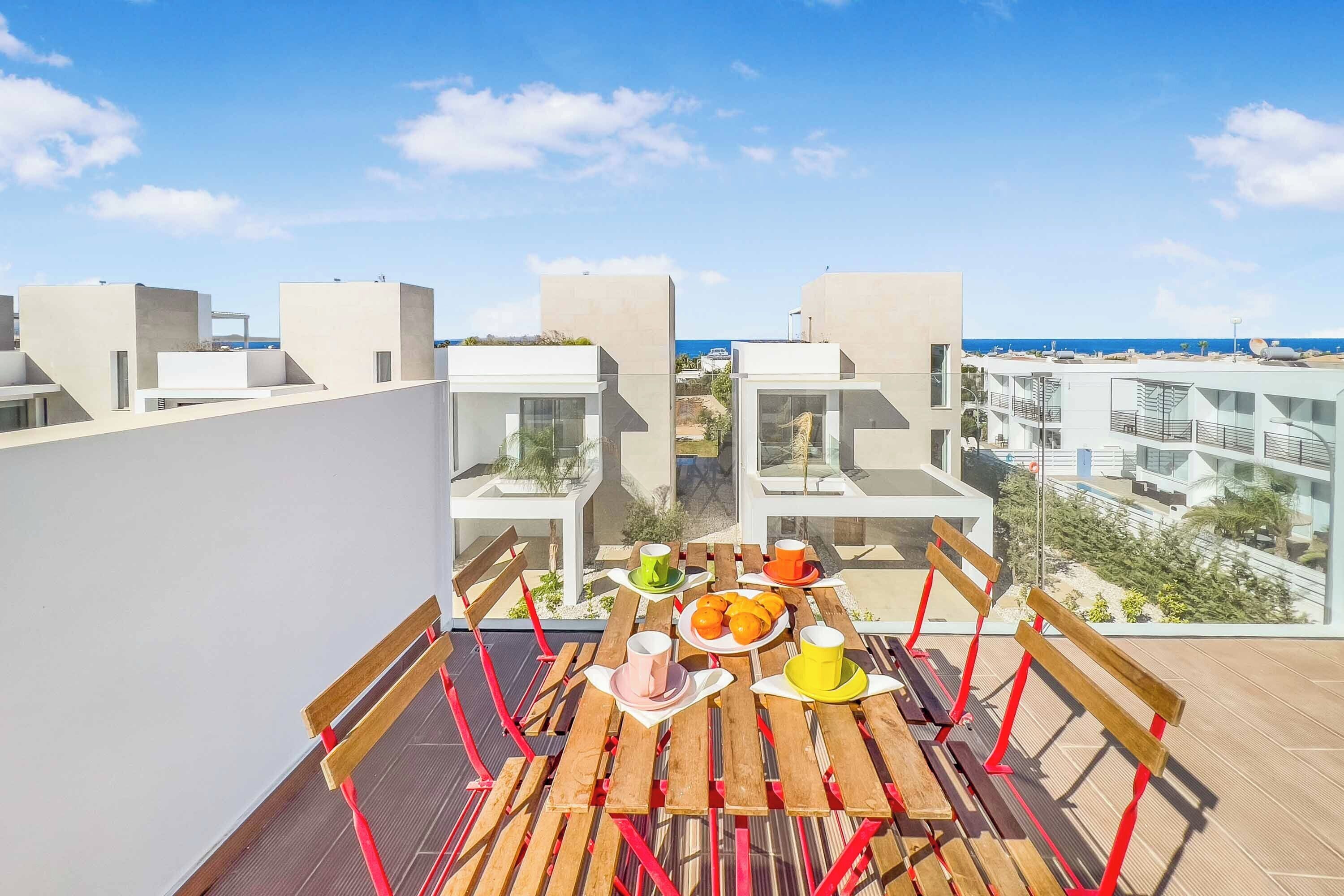 Villa (3 Bedrooms) | Exterior