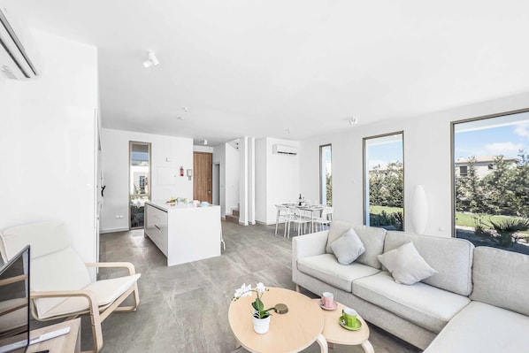 Villa (3 Bedrooms) | Interior