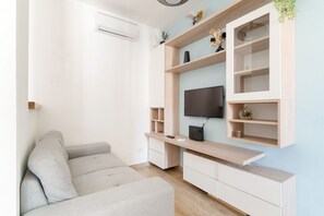 Télévision à écran plat