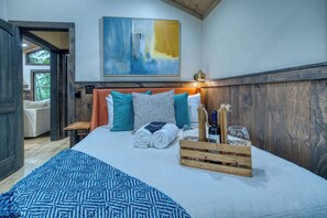 3 bedrooms, iron/ironing board, travel crib, WiFi