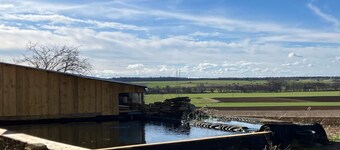 Vakantiehuis 'Gîte Du Poisson Rouge' met open haard, terras en groot terrein