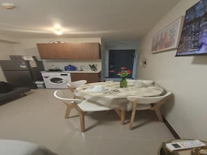 Room, Private Pool, City View | Dining room