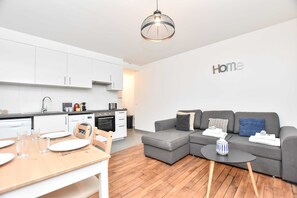 Living area - Cozy Apartment- 2br/6p - Voltaire (Paris)