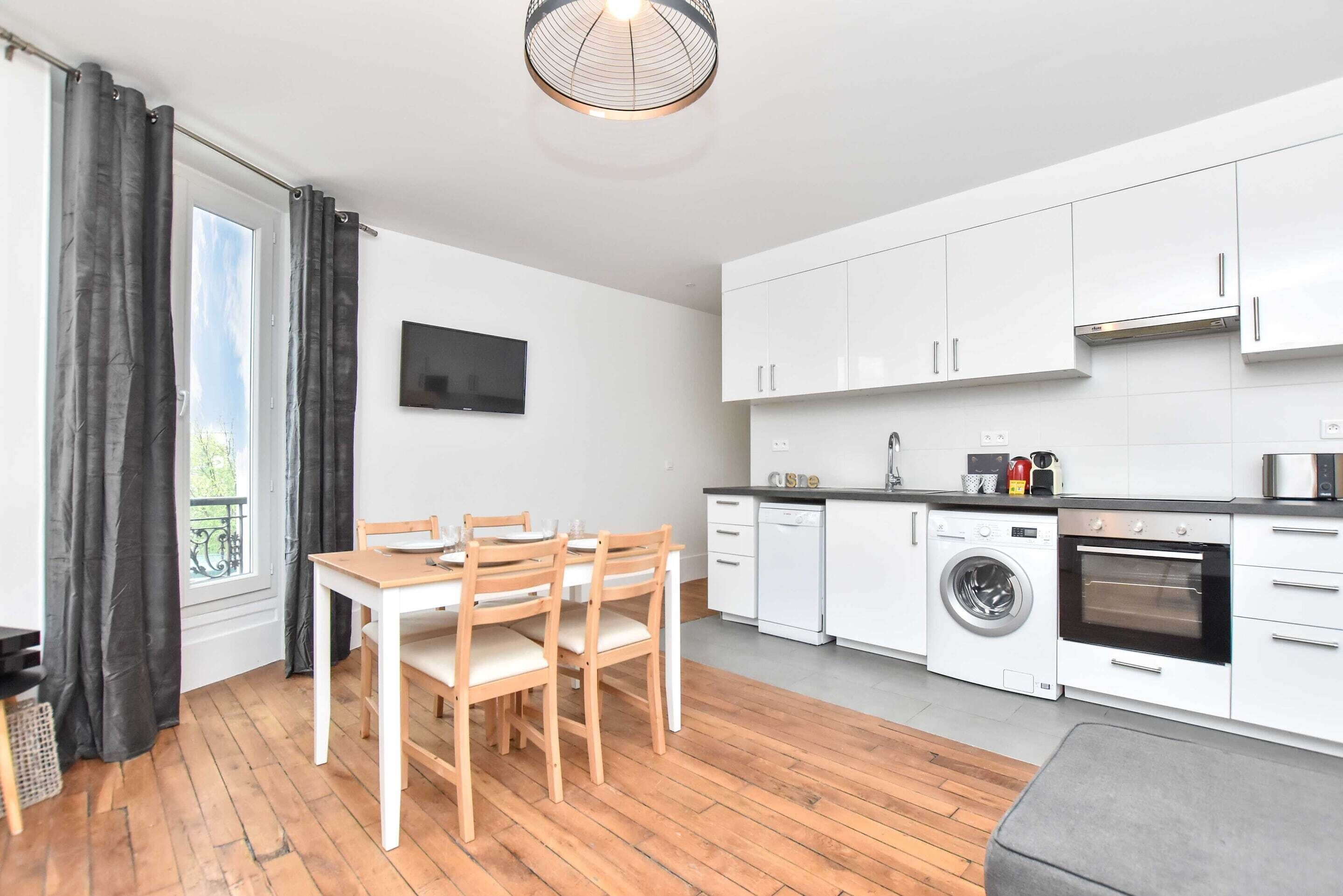 Appartement | Cuisine privée | Réfrigérateur, micro-ondes, four, plaque de cuisson