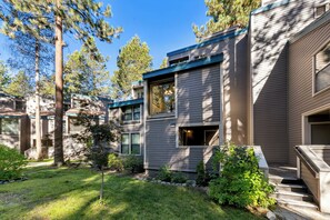 Exterior - Family Lake Paradise at LLV#438: Pool, Skiing, Gym, Sauna, Hot Tub (South Lake Tahoe)