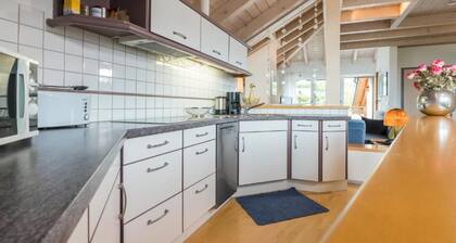 Apartment 'Studiowohnung' mit Bergblick, gemeinsamer Terrasse und WLAN