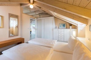 1 sovrum, strykjärn/strykbräda, wi-fi och sängkläder