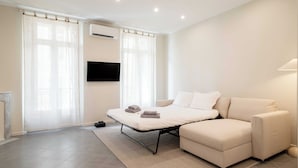 Departamento | 2 habitaciones, tabla de planchar con plancha y ropa de cama 