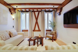 Apartment | Living area
