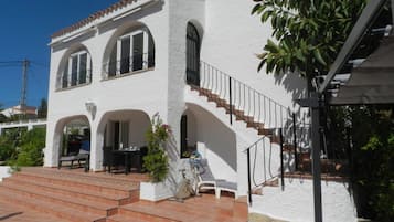 Villa, Smoking | 3 bedrooms