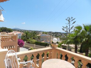 4 bedrooms