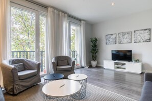 2 bedrooms