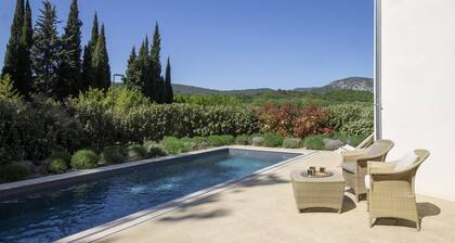 Villa Tica in Malauc ne