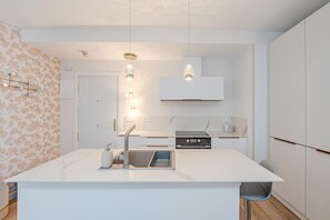 1 bedroom - Colon 904 in Madrid With 1 Bedrooms and 1 Bathrooms (Madrid)