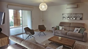 Apartment, Smoking | 3 bedrooms - Mor115-t4 135m2 Neuf St Florent vue mer 100m Plag (Saint-Florent)