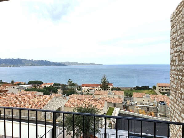 House | 2 bedrooms - Mor406 T3 Vue Panoramique mer (Saint-Florent)