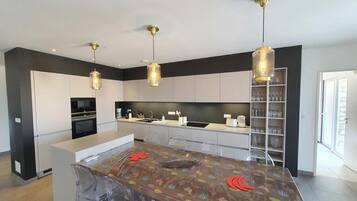 Apartment | 4 bedrooms