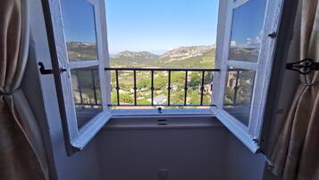 Apartment, Smoking | 1 bedroom