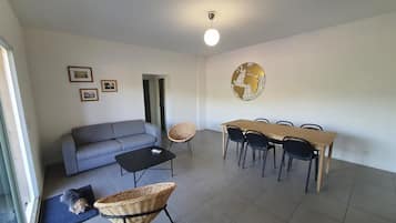 Apartment, Smoking | 2 bedrooms