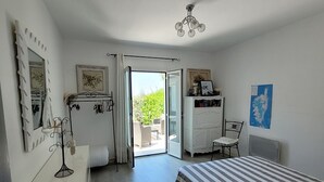 Ảnh chưa phân loại, 3 trong số 27 ảnh, nút