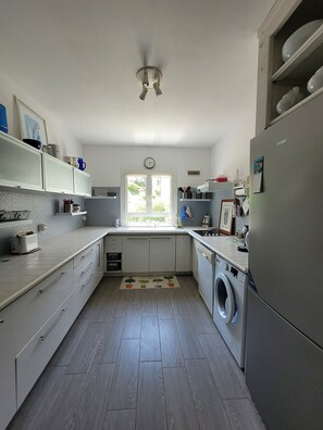 Apartment, Smoking | 3 bedrooms