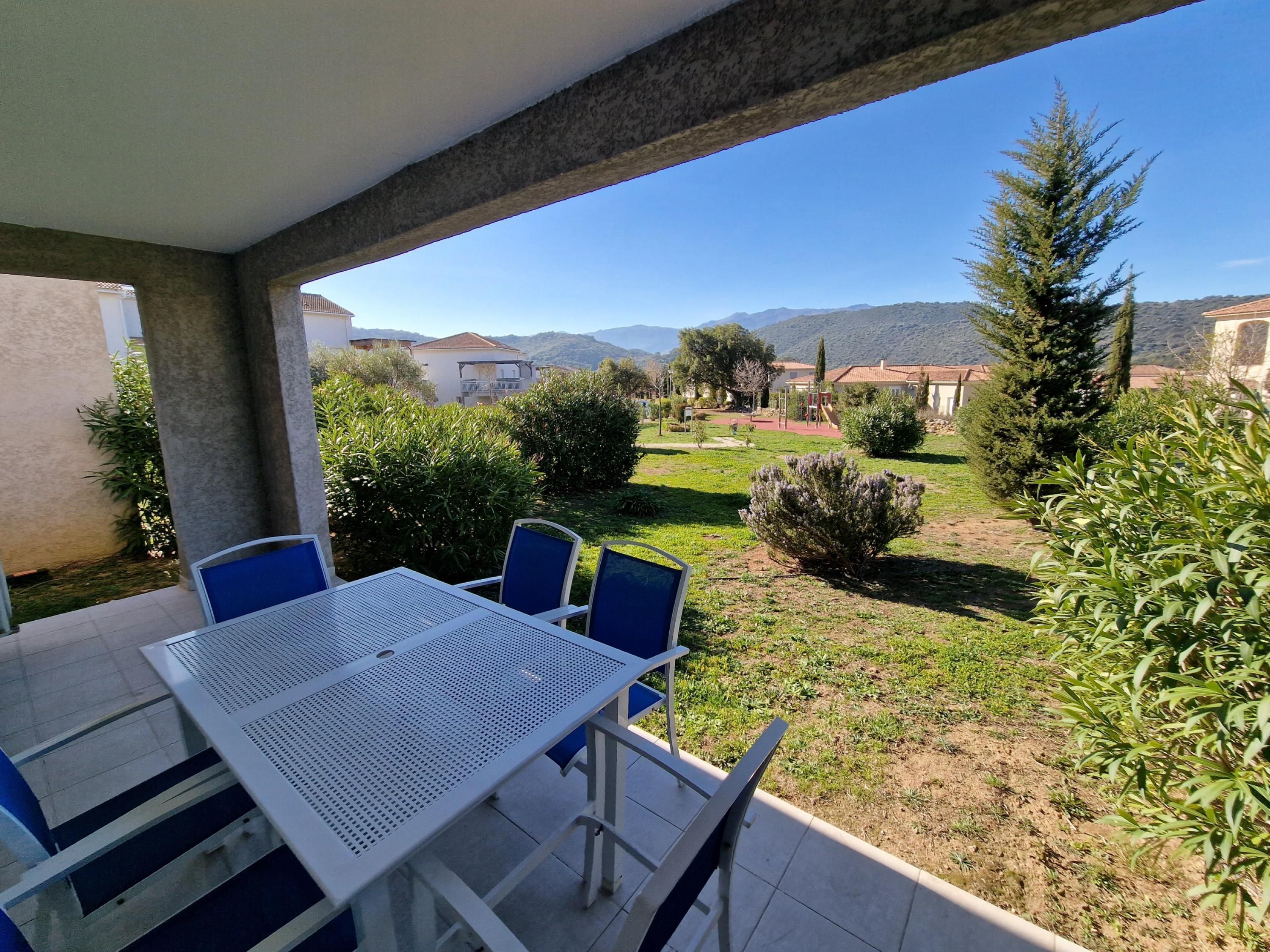 Căn hộ, hút thuốc | 2 phòng ngủ 