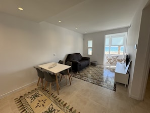 Apartamento, fumadores | 3 dormitorios