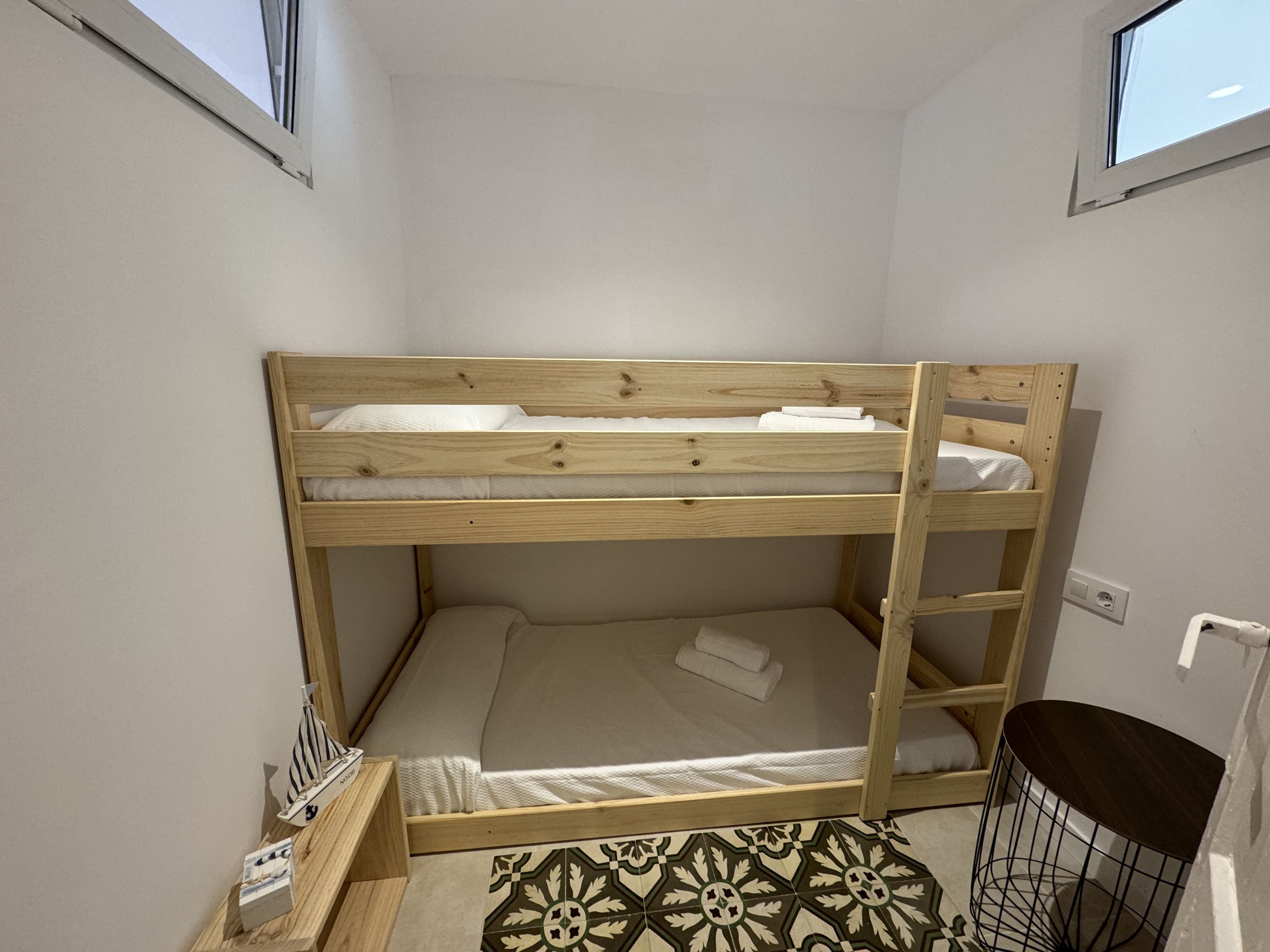 Apartamento, fumadores | 3 dormitorios