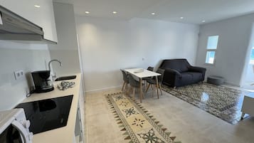Apartament, fumadors | 3 dormitoris