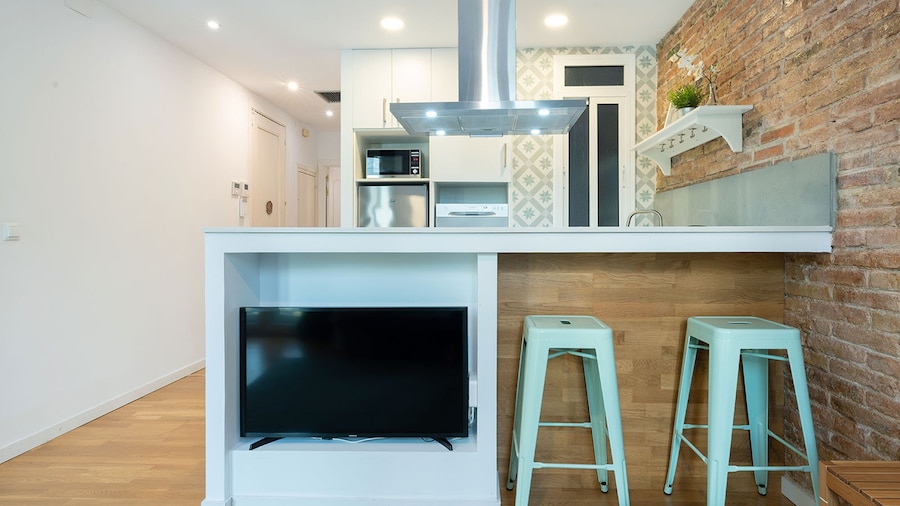 Bright and Cozy Flat in the Heart of the City