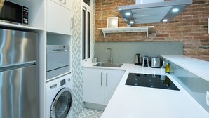 House | 2 bedrooms - Bright and Cozy Flat in the Heart of the City (Barcelona)