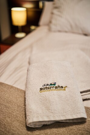 2 عدّة غرف نوم