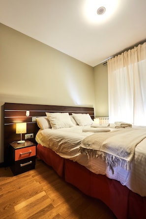 2 bedrooms
