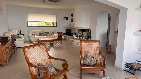 Villa, Smoking | 7 bedrooms