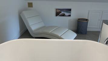 Biệt thự, hút thuốc | 7 phòng ngủ