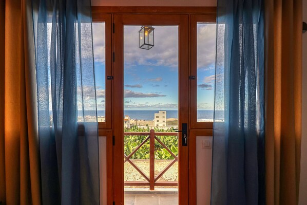 House | 6 bedrooms - Special Home w Tropical Garden Near Seaside (Garachico)