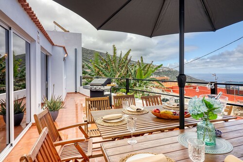 Cozy House w BBQ Teide Views Near City Center