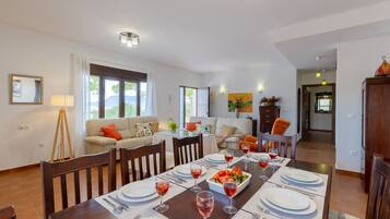 4 bedrooms