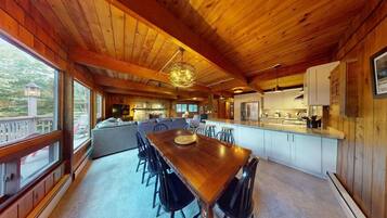 House | 6 bedrooms