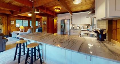 Treehouse Home in Ludlow