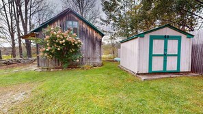 House | 2 bedrooms - Pond View Cabin in Chittenden (Rutland)