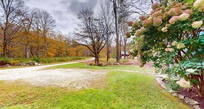 Pond View Cabin in Chittenden