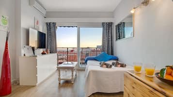 Apartment, Smoking | 1 bedroom